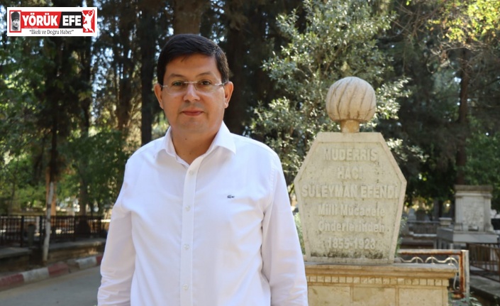 Başkan Özcan, Hacı Süleyman Efendi’yi mezarı başında andı