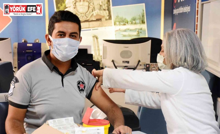 Didim Belediyesi’nde Covid-19 aşısı standı kuruldu