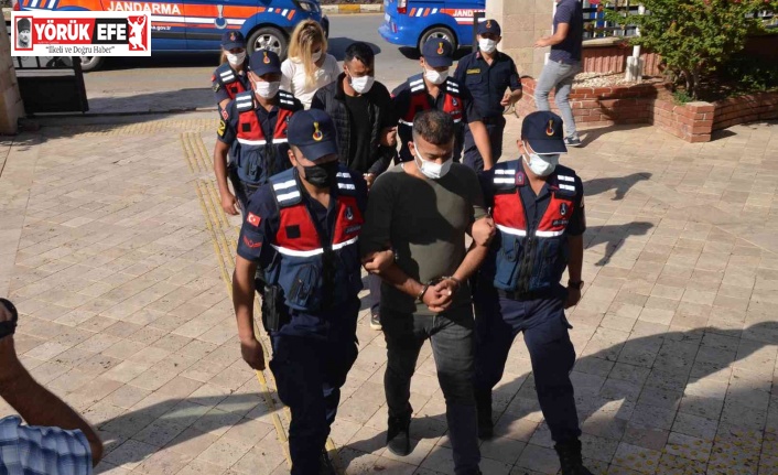 Didim’deki uyuşturucu operasyonunda gözaltındaki 3 şüpheli adliyeye sevk edildi