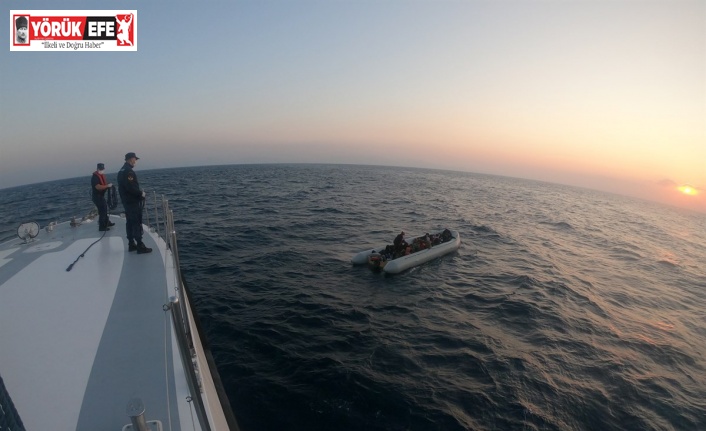Kuşadası açıklarında 34 düzensiz göçmen kurtarıldı