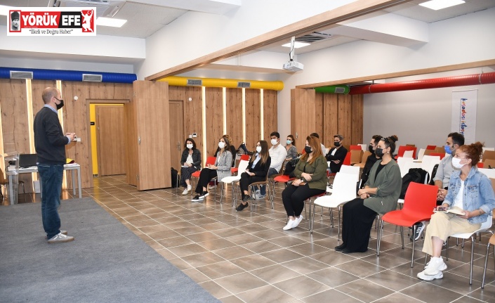 Kuşadası Belediyesi personeline proje yazma eğitimi