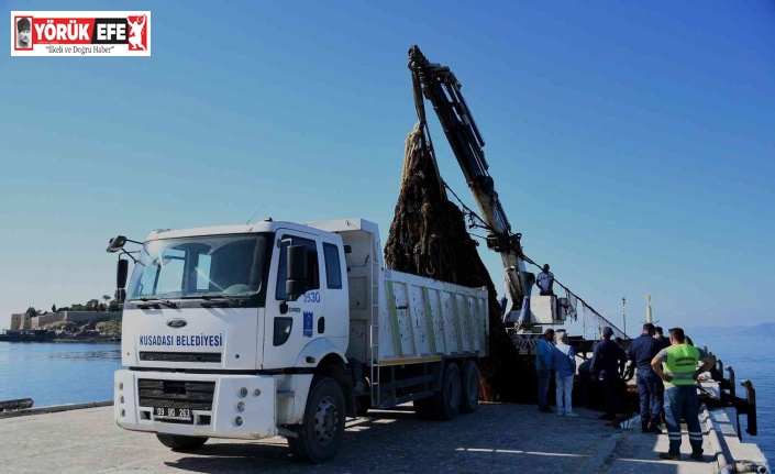 Kuşadası Körfezi’nden 40 metre “Hayalet Ağ” çıkartıldı