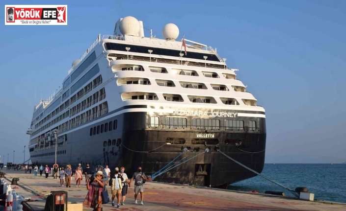 Zenginler Gemisi’ Azamara Journey Kuşadası’nda