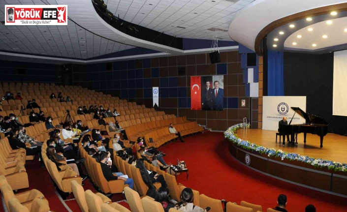 ADÜ’de piyano resitali gerçekleşti