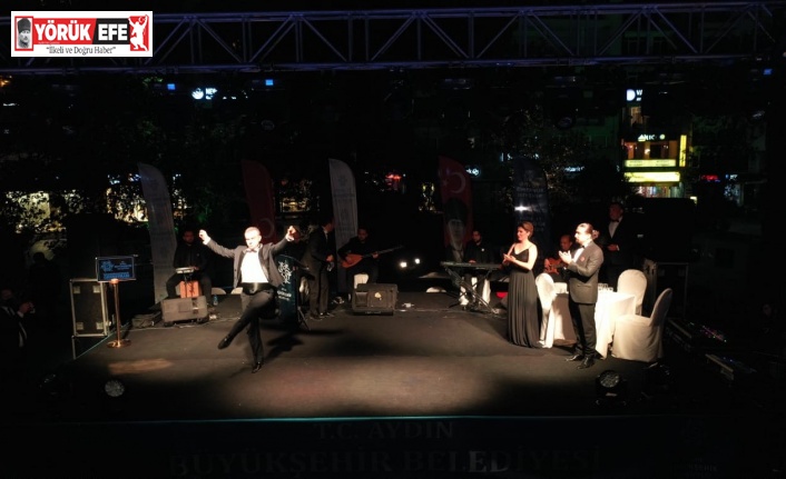 Aydın Büyükşehir Belediyesi Atatürk’ü sevdiği türkülerle andı