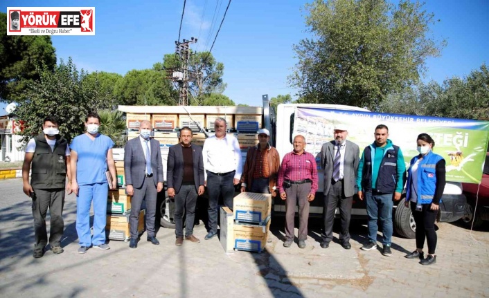 Aydın Büyükşehir Belediyesi’nden bal üreticilerine arı kovanı hibe edildi