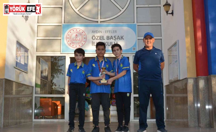 Başak Koleji, masa tenisinde bölge ikincisi oldu