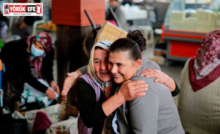 Başkan Çerçioğlu, Atça Pazarı’nı ziyaret etti