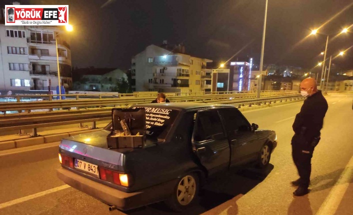 Çalıntı otomobil kovalamaca sonucu yakalandı