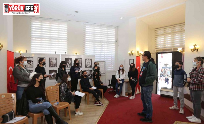 Efeler’in tiyatro atölyeleri için yeteneklerini sergilediler