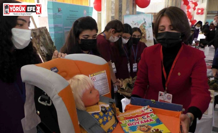 Kız Meslek Lisesi öğrencilerinin projeleri alkış aldı