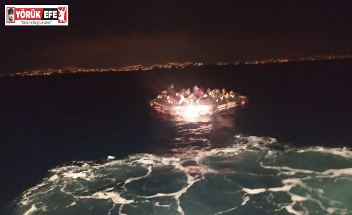 Kuşadası açıklarında 48 düzensiz göçmen kurtarıldı