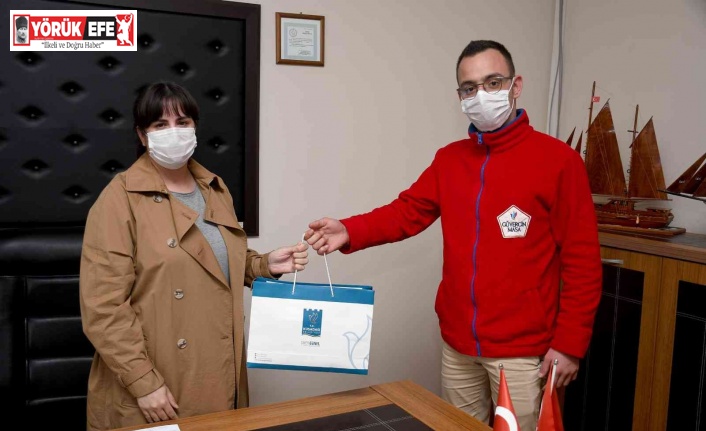 Kuşadası Belediyesi öğretmenleri unutmadı