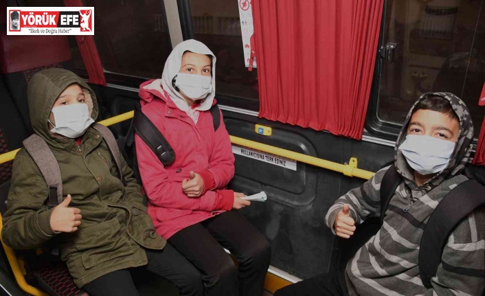 Kuşadası Belediyesi’nden ücretsiz okul servisi