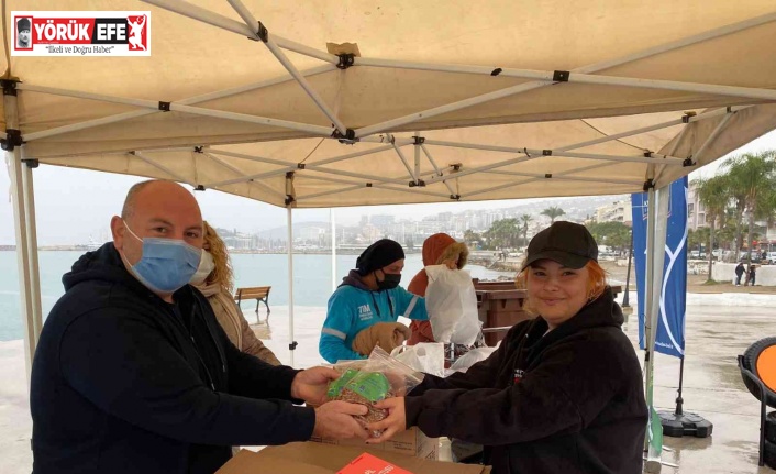 Kuşadası’nda atıklar gelecek için biriktiriliyor