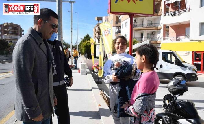 Kuşadası’nda köprülü kavşaklara butonlu yaya geçidi geliyor