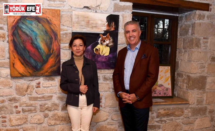 Kuşadası’ndaki resim sergisi beğeni topladı