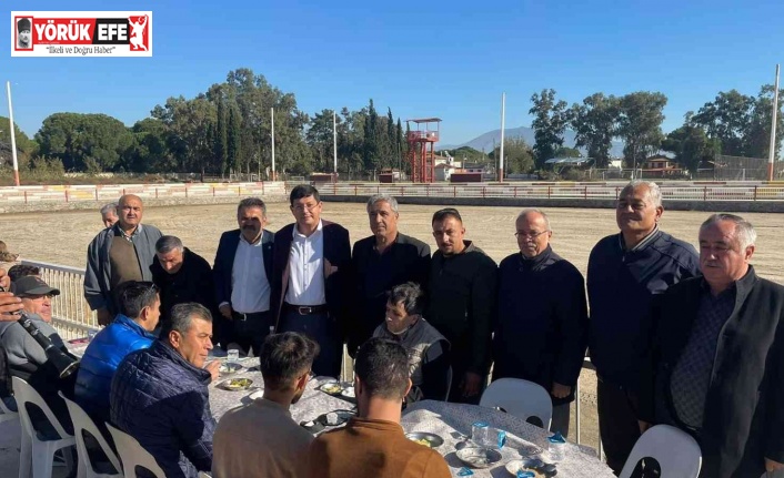 Nazillili devecilerden havut giydirme ve keşkek hayrı etkinliği