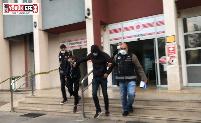 Şakacı hırsızlar polisten kaçamadı