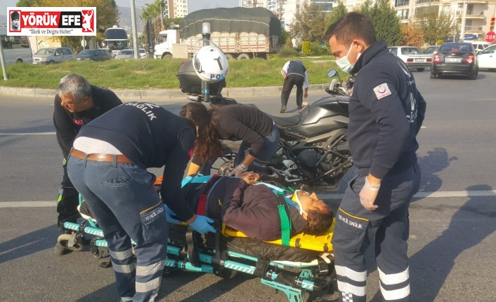 Söke’de otomobil yayalara çarptı;: 2 yaralı