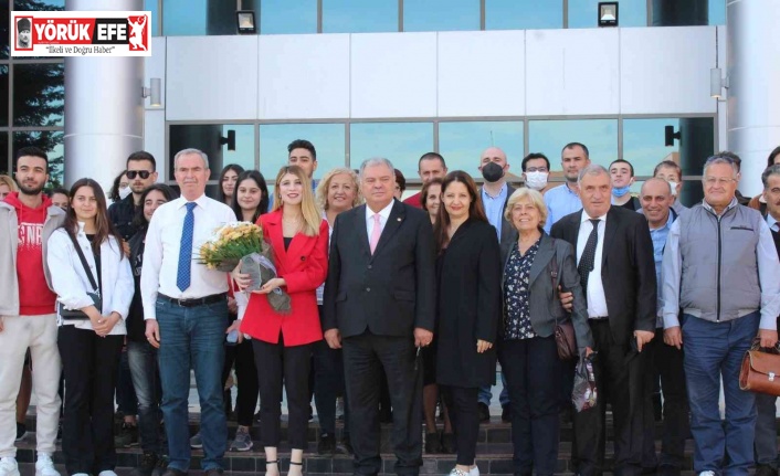 Uluslararası Bağımsız Sinema ve Sanat Derneği Başkanı Aşkın, genç iletişimcilerle buluştu