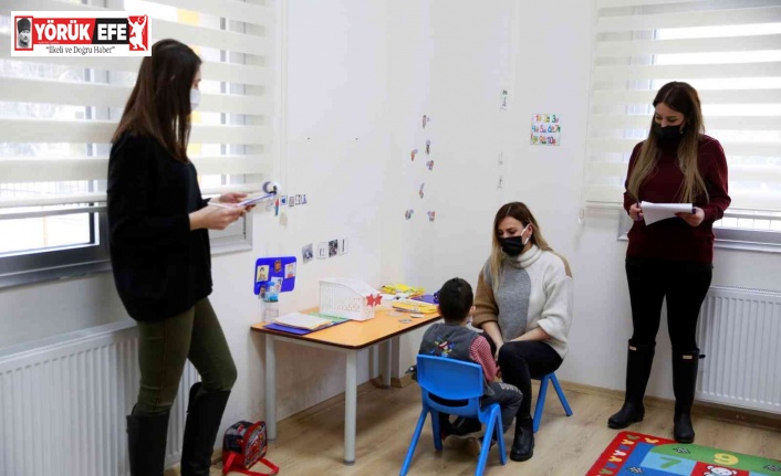 Aydın Büyükşehir Belediyesi otizm çalışmalarında öncü rol üstleniyor