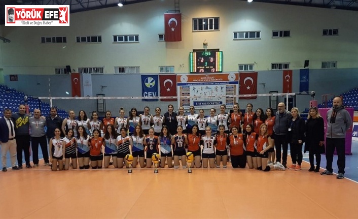 Aydın’da okul sporlarında voleybol heyecanı tamamlandı