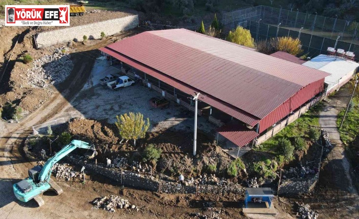 Demirciler Mahallesi, istinat duvarına kavuştu