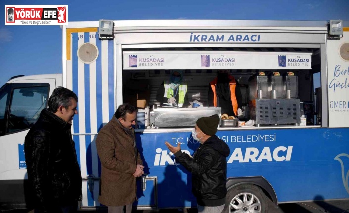 Kuşadası Belediyesi’nden soğuk kış günlerinde içleri ısıtan ikram