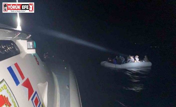 Kuşadası’nda 57 düzensiz göçmen kurtarıldı