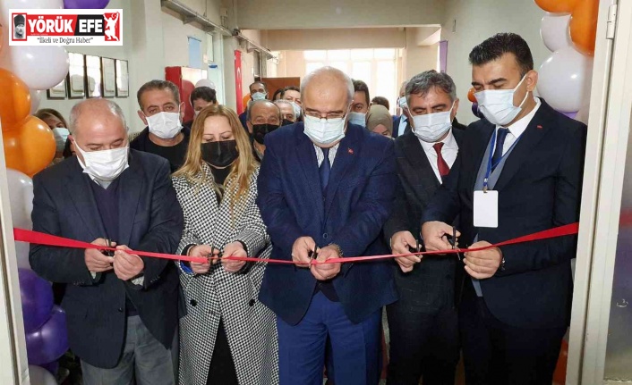 Nazilli’deki bilim fuarları yaşama ışık tutuyor