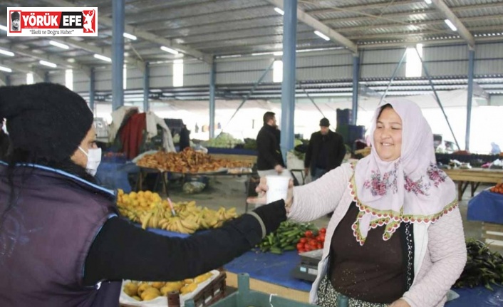Büyükşehir Belediyesi, soğuk havayı sıcak çorba ile ısıttı