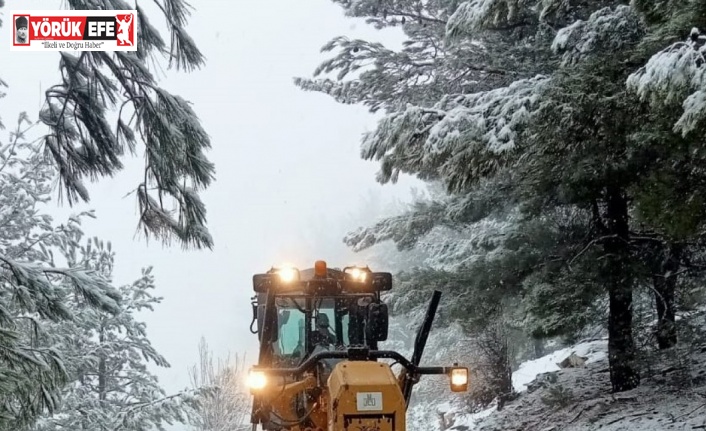 Büyükşehir’in karla mücadelesi sürüyor