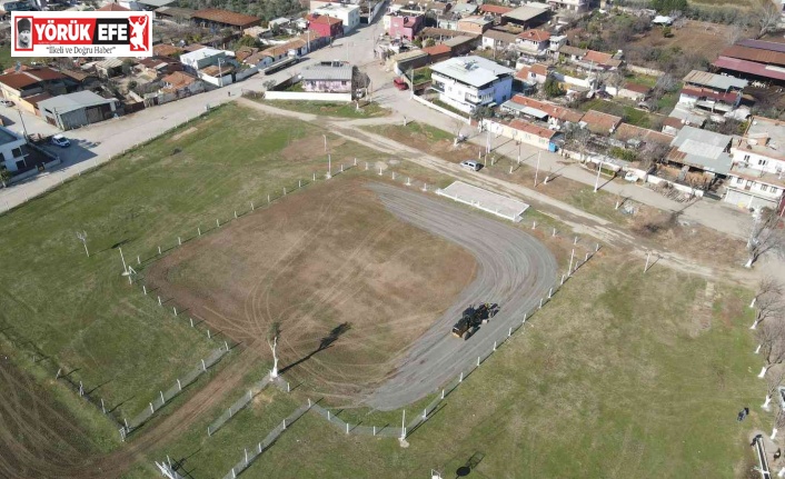 Efeler’de geleneksel deve güreşi için geri sayım başladı