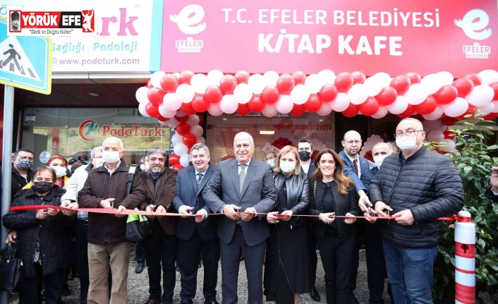 Efeler’de üçüncü Kitap Kafe açıldı