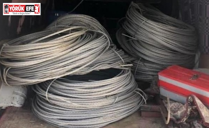 Enerji nakil direğini devirerek kablo çalan hırsızlar yakalandı