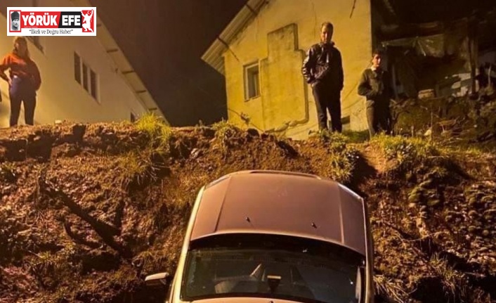 Köşk’te araç şarampole yuvarlandı