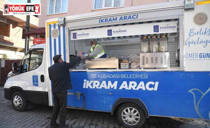 Kuşadası Belediyesi’nin sıcak çorba ikramı Kirazlı sakinlerinin içini ısıttı