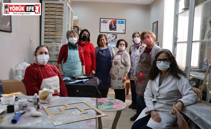 Nazilli Belediyesi Vitray ve Ahşap Boyama Kursları devam ediyor