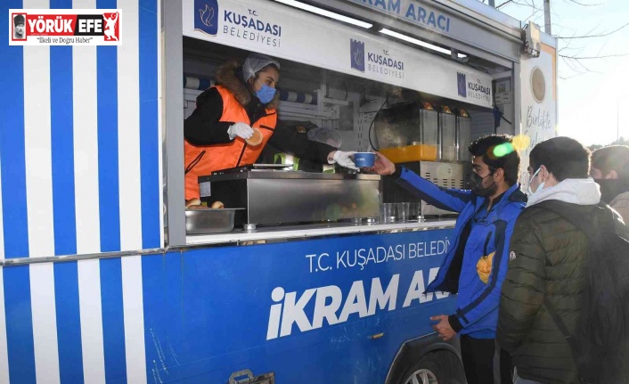 Üniversite öğrencilerinin sabah kahvaltısı Kuşadası Belediyesi’nden