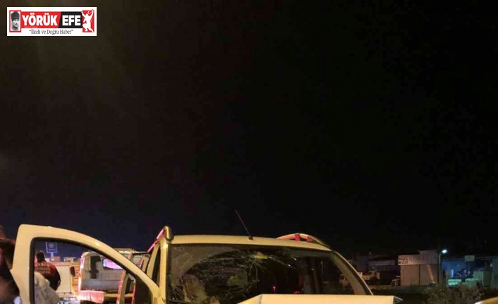 Aydın’da hafif ticari araç ile otomobil çarpıştı: 5 yaralı