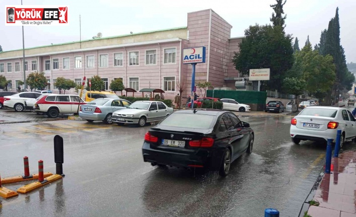 Aydınlılar güne sağanak yağışla uyandı