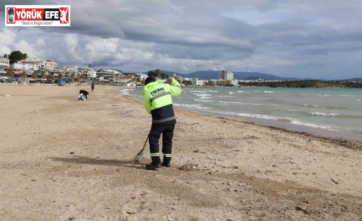 Didim’de sahillerde temizlik çalışması yapıldı