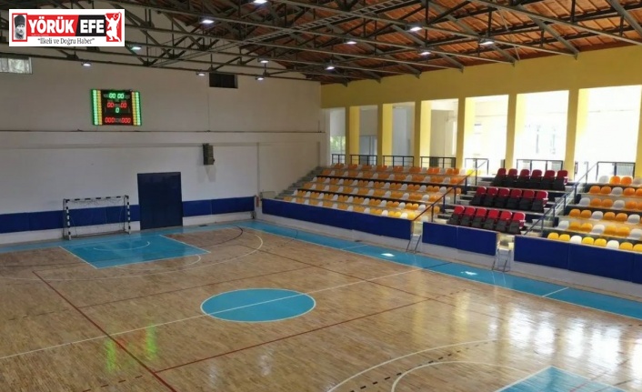 Efeler’deki Spor ve Kültür Salonu yenilendi