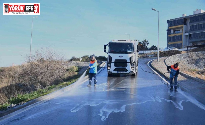 Kuşadası’nın hijyen savaşçıları  görev başında