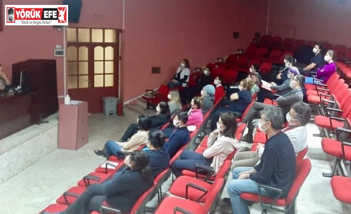 Sağlık çalışanlarına Afet Yönetimi eğitimi verildi