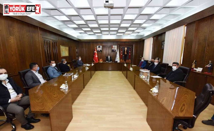 Vali Aksoy, muhtarlar ile bir araya geldi