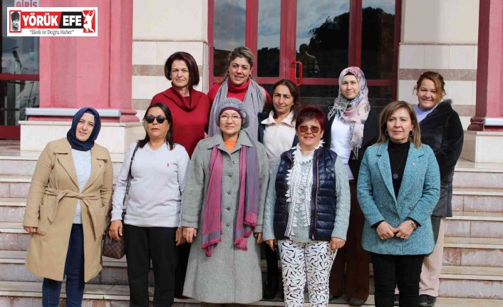 Aydınlı kadın muhtarlar, Ankara yolcusu