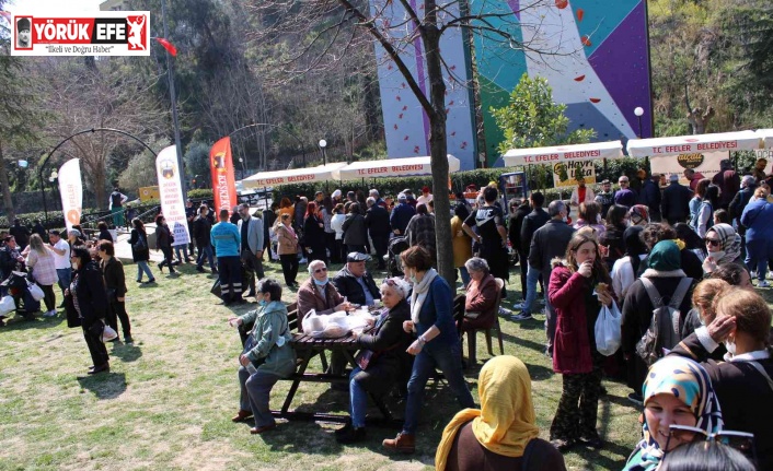 Efeler’de festival bahane keşkek şahane