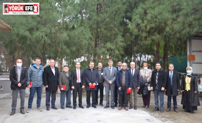 Hayırseverlere, İl Sağlık Müdürü Açıkgöz’den plaket